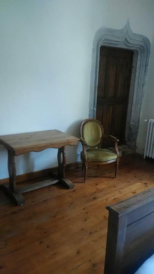 Le Vieux Chateau Airvault Екстериор снимка